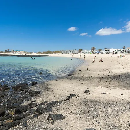 Home2book Beachfront Bliss Terrace, El Διαμέρισμα